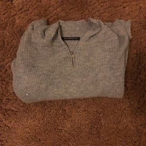 Brandy Melville sweater